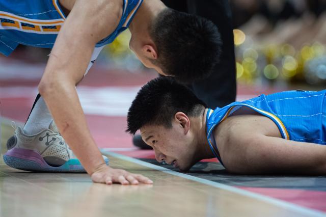 华体会app下载-距离黑九奇迹只差一口气！首钢再次被广东绝地逆转