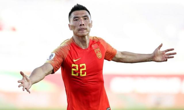 ​于大宝：40强赛出线目标始终未变 在国足会踢后卫